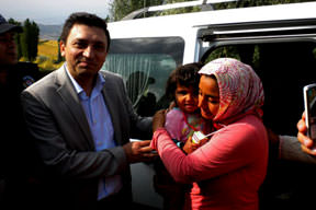 Minik Betül'ü polis amcaları buldu