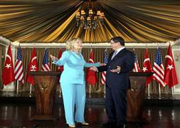 Kıbrıs’a iki toplumlu federasyon