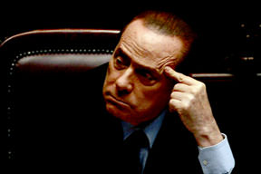 Berlusconi’ye soğuk duş