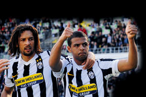 Bomba patladı Melo Cimbom'da