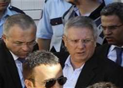 "Fener'i çakallara bırakmam"