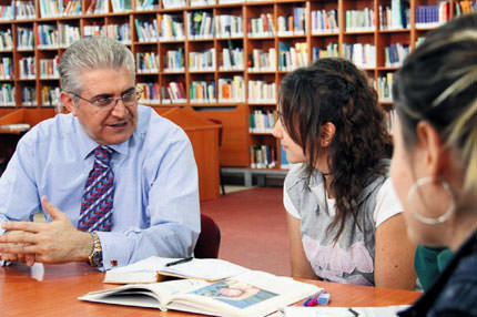 Öğrencilere burs yağmuru