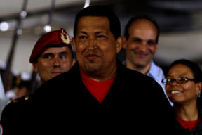 Chavez ülkesine döndü