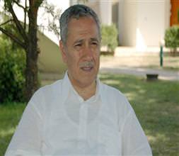 Arınç'tan Ramazan twit'i