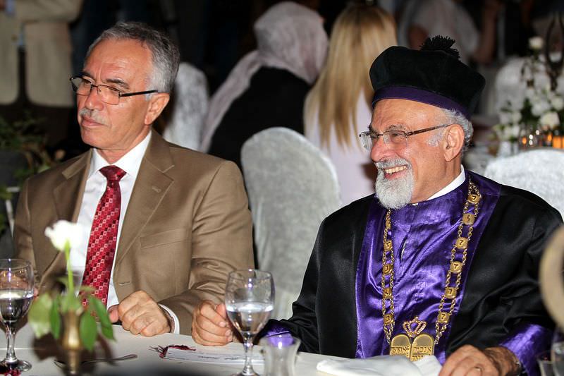 Dinleri buluşturan iftar
