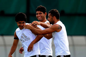 Kartal gençleri devretti