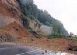 Malezya'da toprak kayması