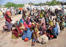 Somali'de açlığın son kurbanı bir bebek