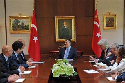 Terörle mücadele kolay değil