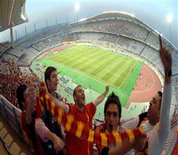 Olimpiyat Stadı'nın üstü kapanıyor