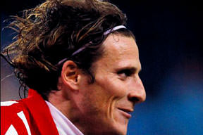 Başkan'ın Forlan aşkı bitmiyor