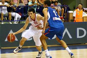 12 Dev Adam tat vermedi