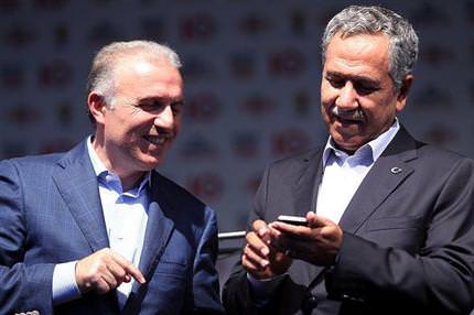 Somali’ye 100 bin SMS