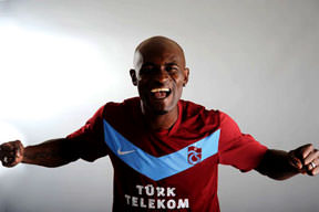 Cezalı Zokora moral veriyor