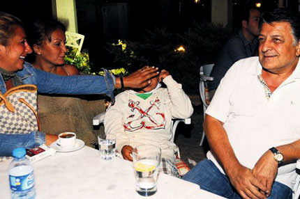 Stresini Çeşme'de atıyor