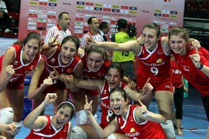 Yıldız Kızlar finalde
