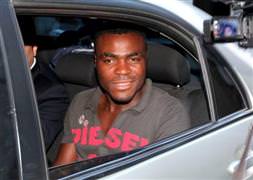 Emenike Fenerbahçe'ye geri dönecek!