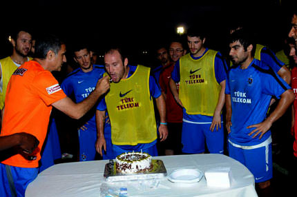 Serkan Balcı için parti!