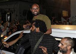 Kaddafi'nin oğlu Seyfülislam: Babam iyi