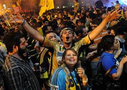 UEFA'ya mail yağmuru