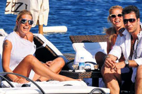 İskelede şen kahkahalar