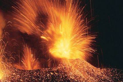 Etna yeniden harekete geçti!