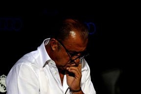 Artık futbola geri dönmemiz lazım!