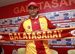 Mustafa Sarp’ın sözleşmesi feshedildi