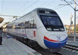 Yüksek Hızlı Tren'e büyük ilgi