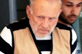 Dede oto hırsızı çıktı