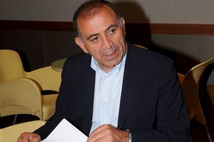 CHP'de şimdi de para kavgası