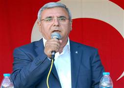 Mehmet Metiner Başbakan'dan özür diledi