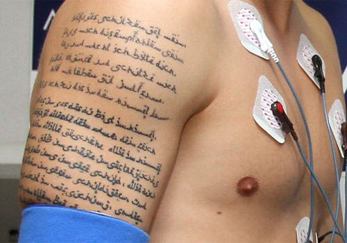 Reto Ziegler'in kolundaki sır!-2