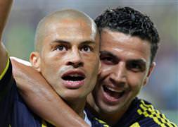 Alex: Hislerimi söyleyemem