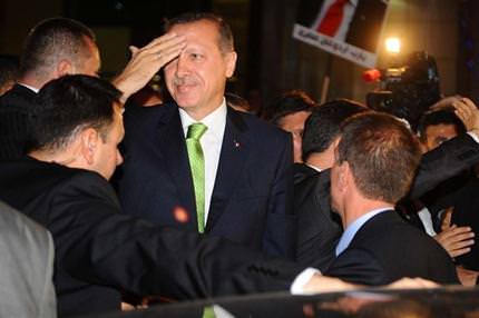 Erdoğan Tunus’a gitti