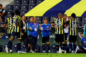 Fenerbahçe zorlu virajda