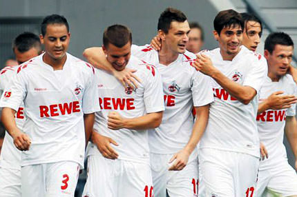Köln deplasmanda Leverkusen’i dağıttı