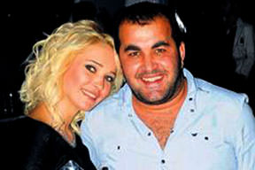 Böyle sevgi dost başına