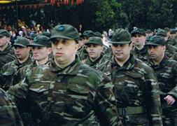 AİHM'den zorunluğu askerliğe 2 ay süre