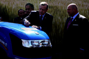 Bedava traktör pazarlığı