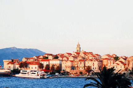 Hollywood ışıl ışıl