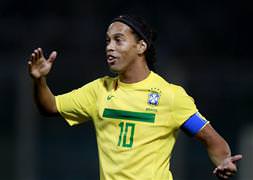 Ocak bombası Ronaldinho