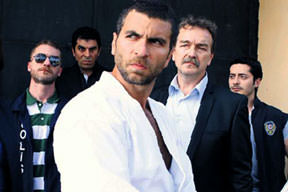 Sedef zor durumda