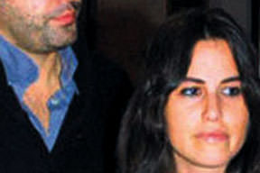 Çiller'in gelini eşyaları iade etti