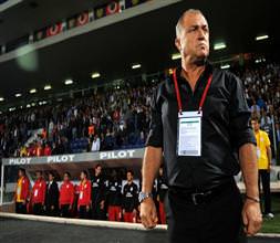 Terim:Emin adımlarla ilerliyoruz