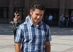 Tercüman Samet'e teklif