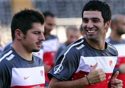 'Emre Abi'sinin izinden gidiyor'