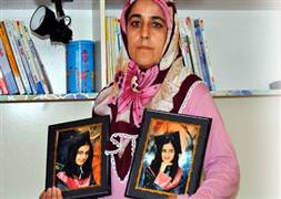 Anne hayata direndi, ikizleri tıpı kazandı