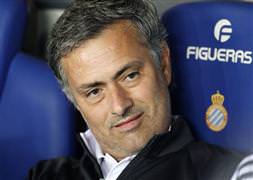 Mourinho'ya iki maç ceza
