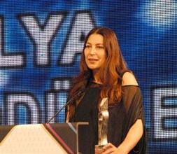 Ünlü oyuncuya kanser şoku